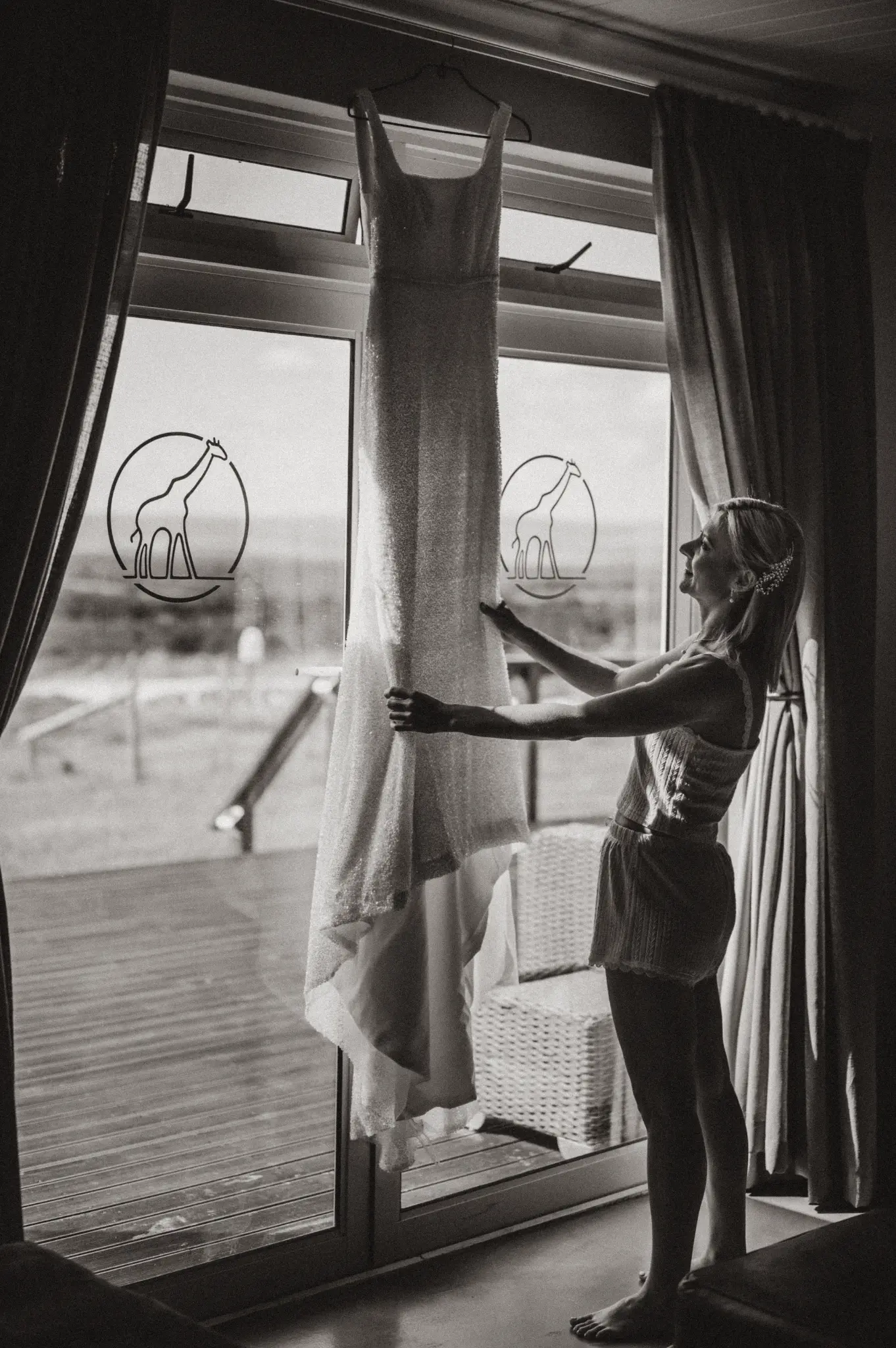 Bride preparing for her wedding at Longhill Reserve